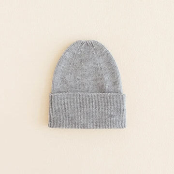 beanie fonzie - newborn - sand - hvid